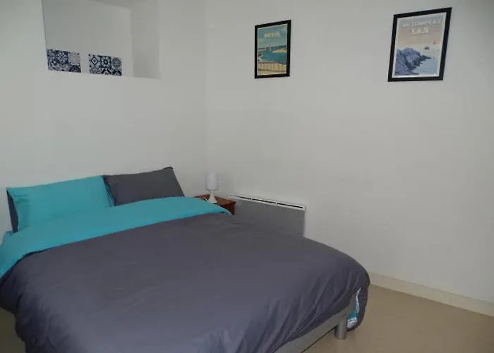 Studio 100 M From Beaches Of Finistere, Audierne